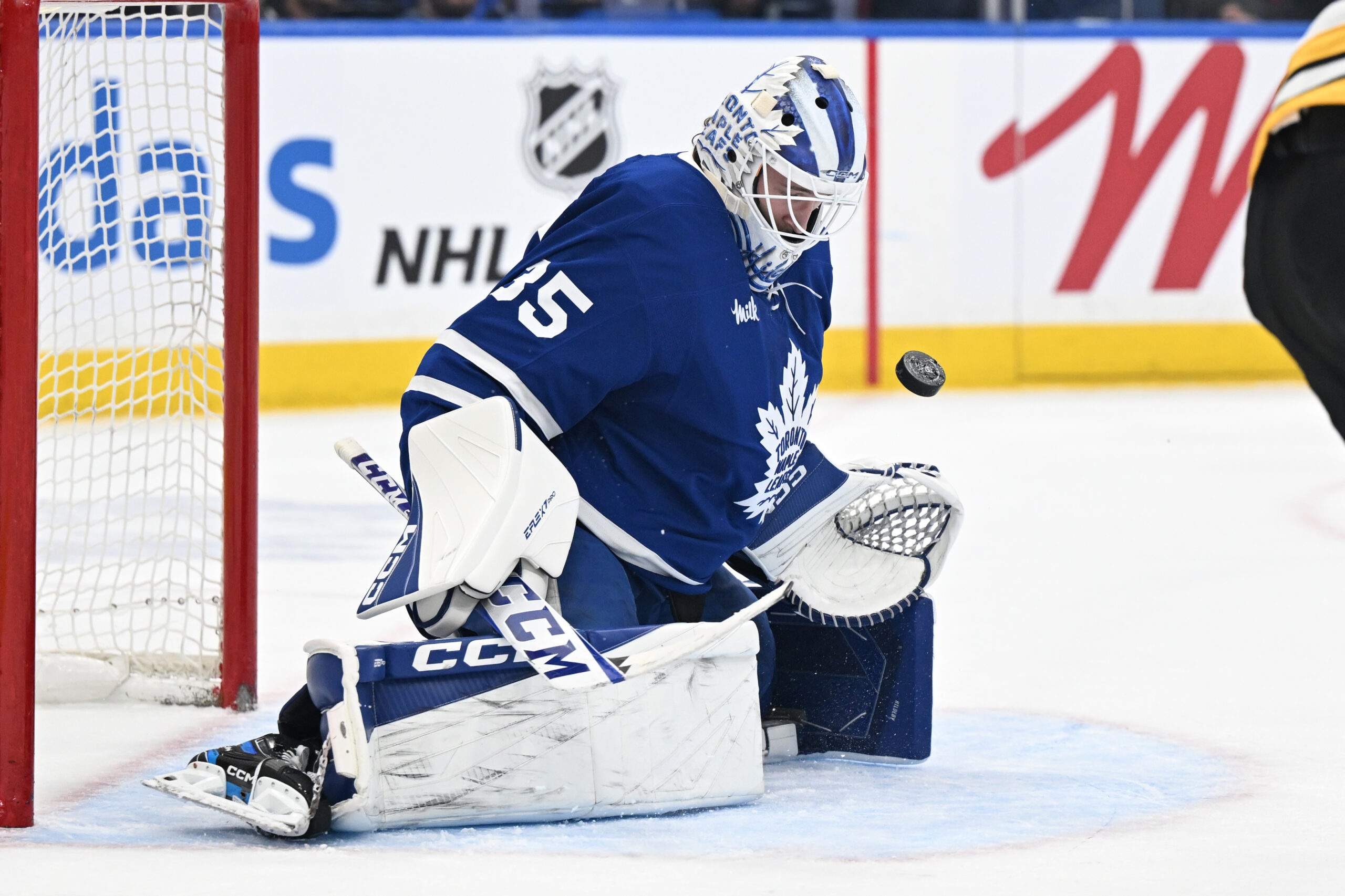 Former Maple Leafs goaltender Dennis Hildeby reflects on career with Toronto following trade to Lightning