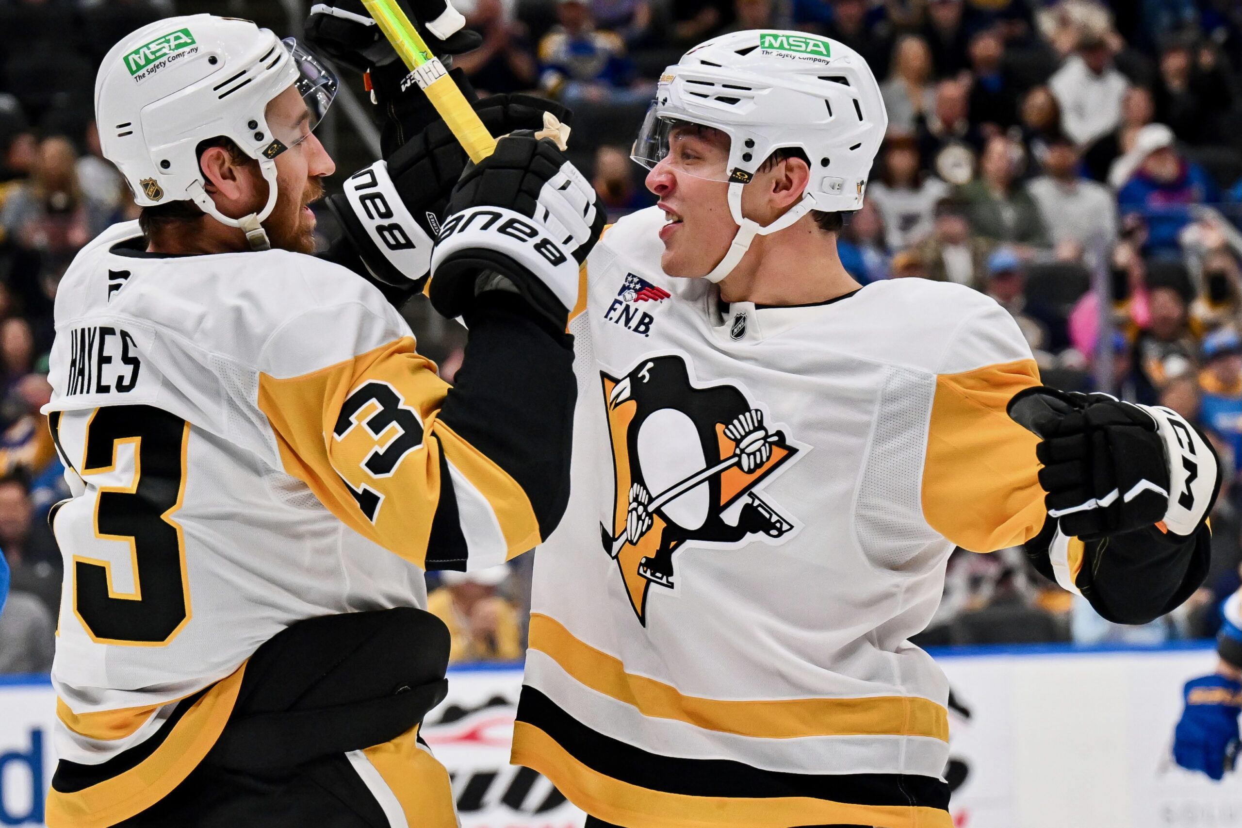 Penguins capitalize on late mistake to defeat Marlies, AHL’s Eastern Conference Finals tied