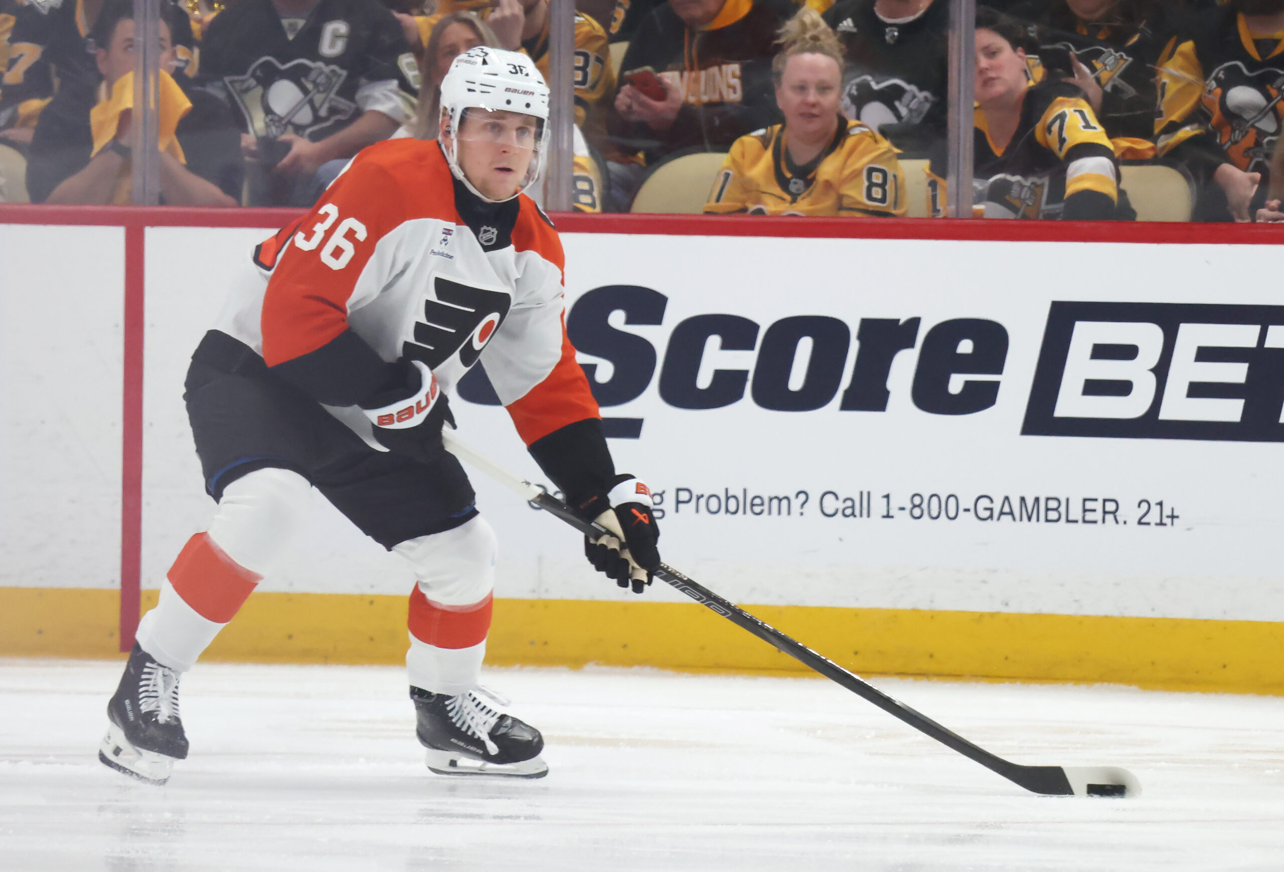 John Chayka raves about new Maple Leafs defenceman Emil Andrae’s puck-moving ability