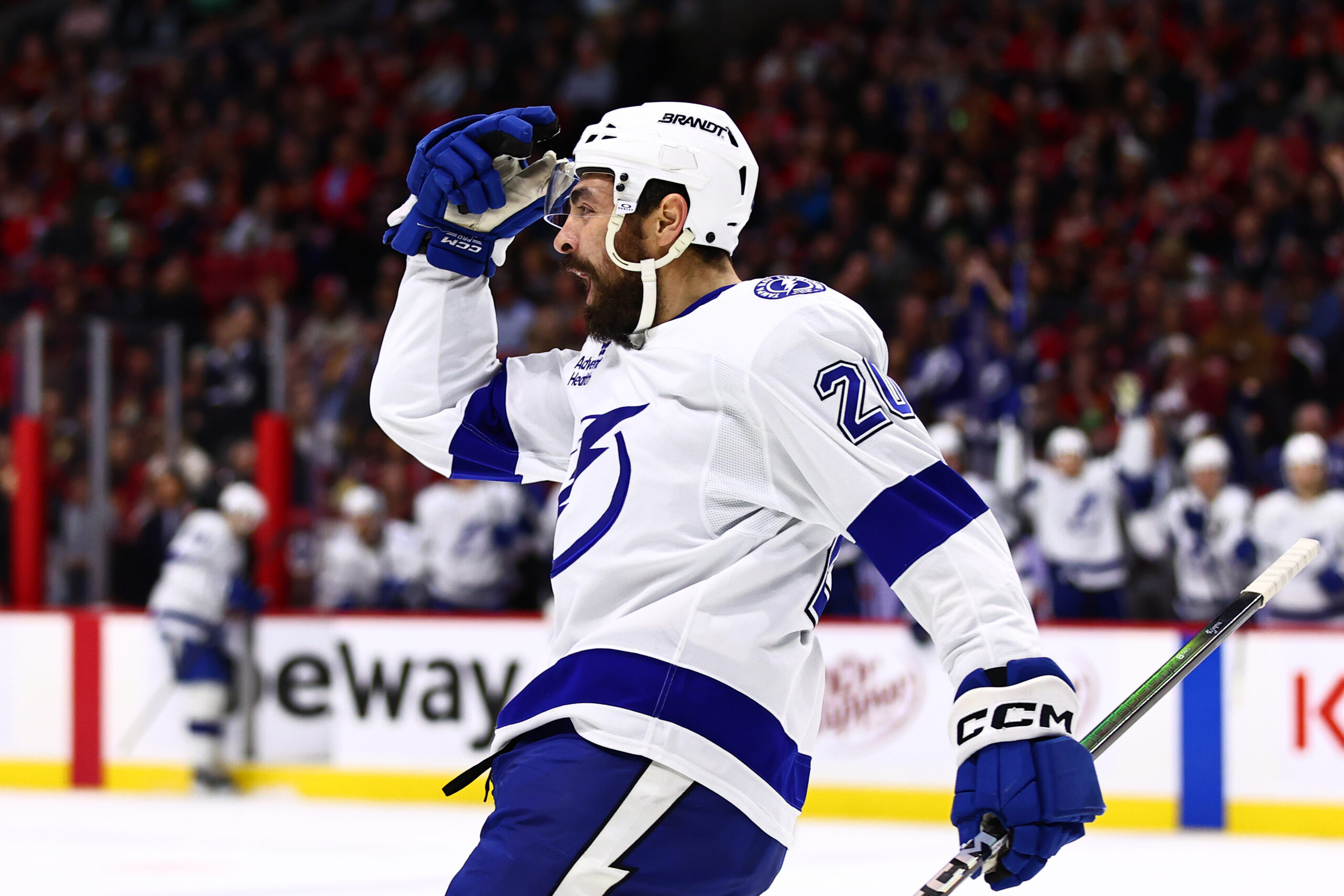 Maple Leafs acquire Nick Paul from Lightning for Dennis Hildeby, 2027 4th, 2028 3rd-round pick